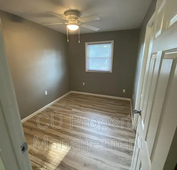 333 S Steffler St #4 — Photo 8