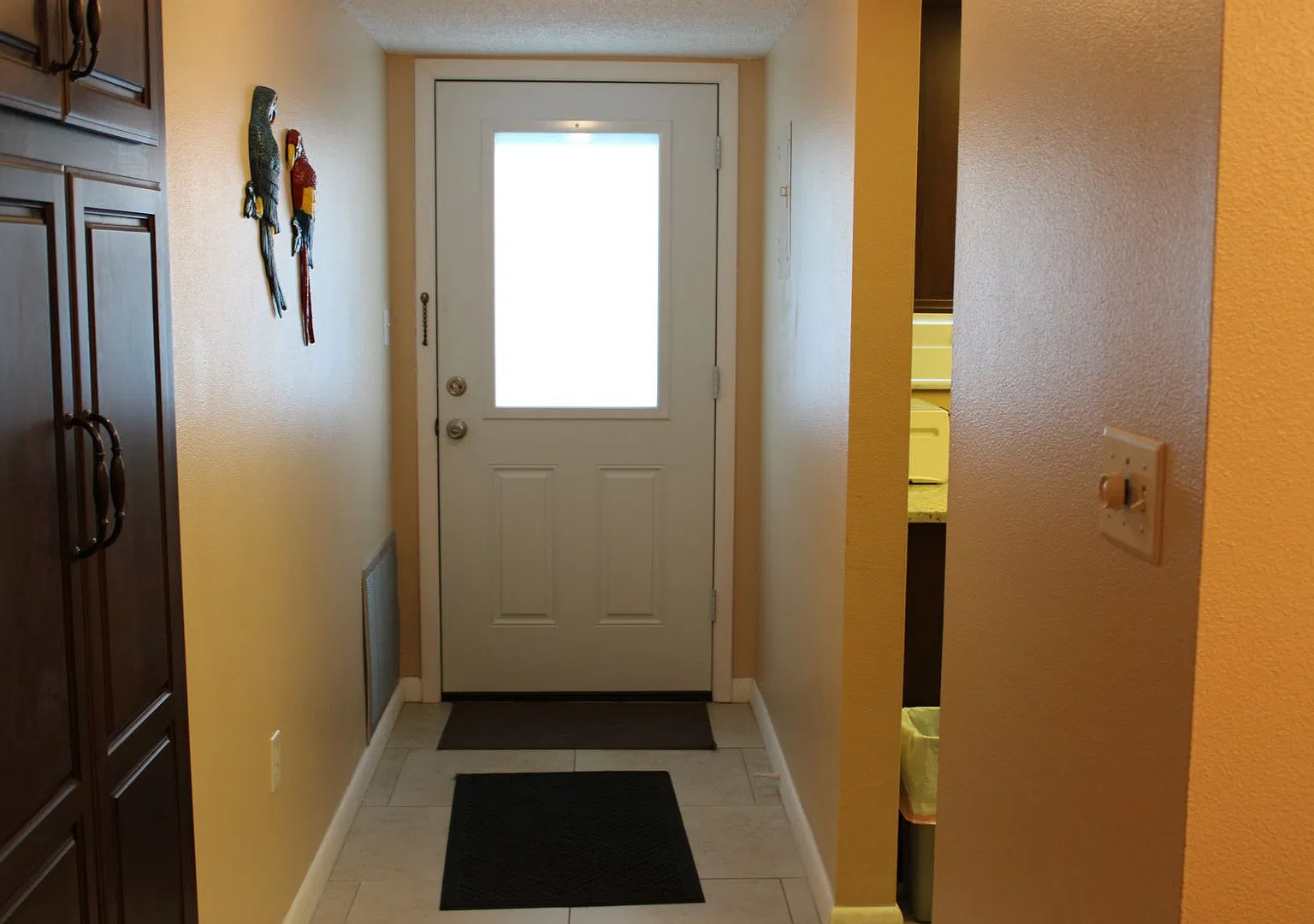 Condo For Rent at Waterway East — Photo 3
