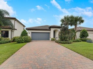 534 SE Crathes St, Port Saint Lucie, FL 34984