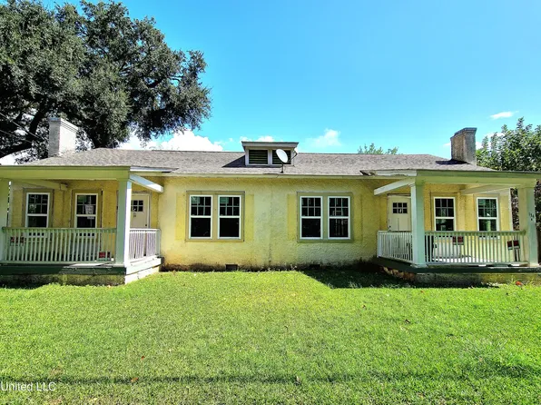 134 Oak Grove Pl, Biloxi, MS 39530