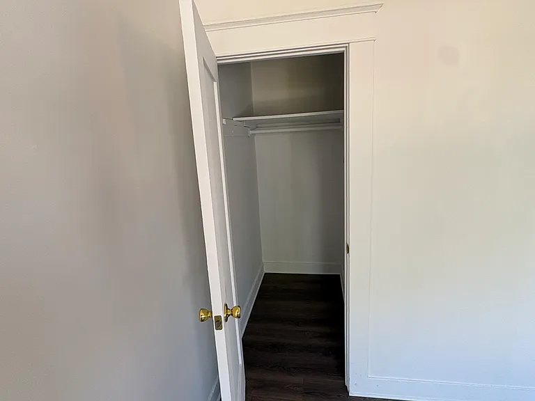 757 N Forest Ave — Photo 5