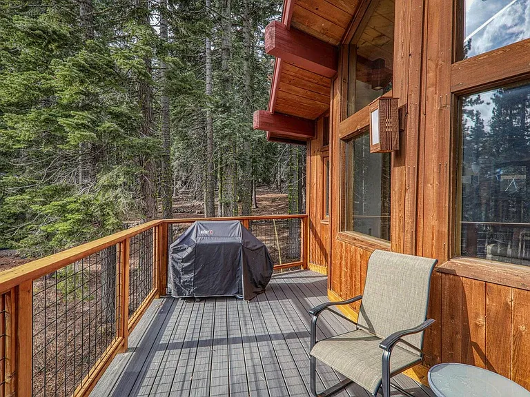 4040 Zermatt Rd — Photo 13