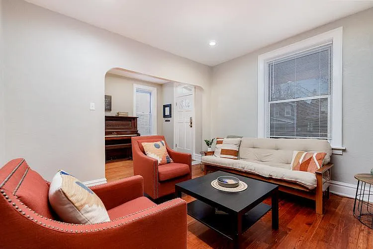 3960 Tholozan Ave — Photo 4