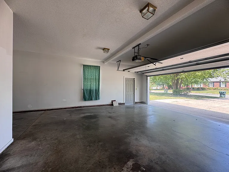801 Driftwood Dr — Photo 45