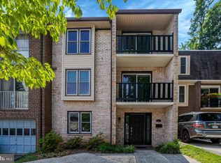 2130 Military Rd, Arlington, VA 22207