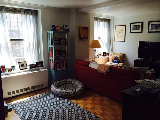 Rented by Luxor Homes & Investment Realty | media 29