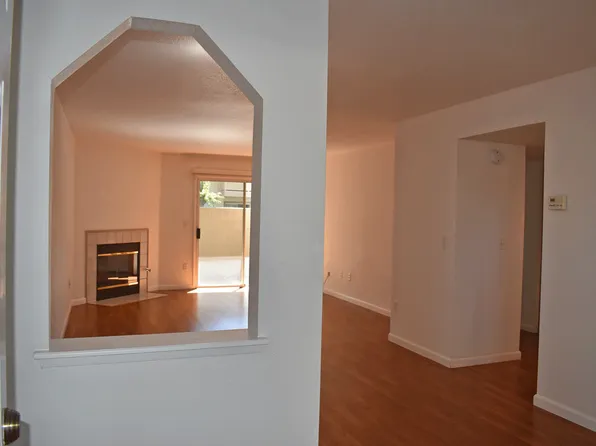 5885 Gloria Dr APT 1, Sacramento, CA 95822