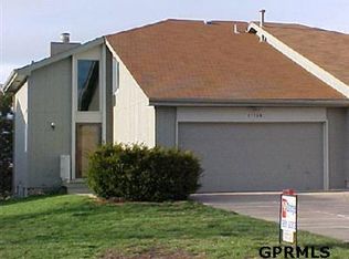 11708 N Sprague Cir, Omaha, NE 68164