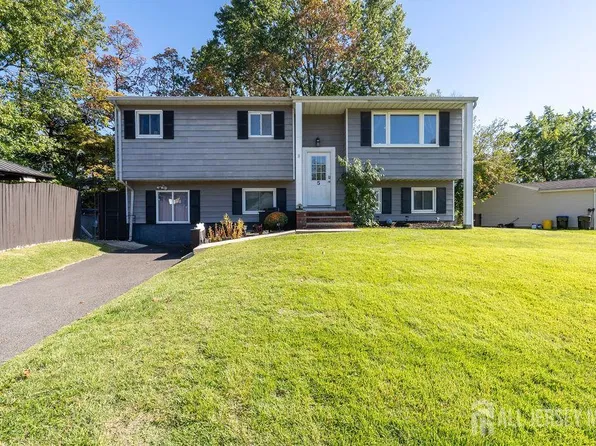 5 Stanley Rd, East Brunswick, NJ 08816