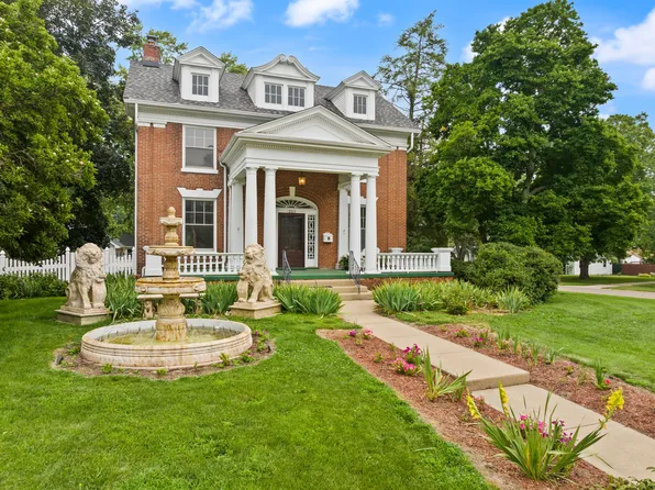321 Park Ave E, Princeton, IL 61356