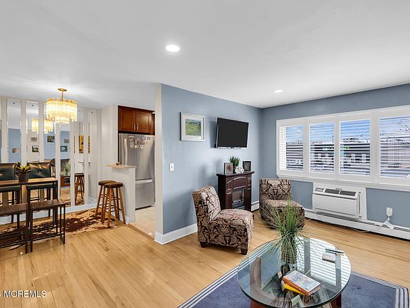 4th image of 155 Wyckoff Road #B