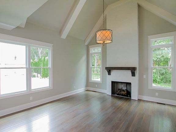 5th image of 416 Melba Cir