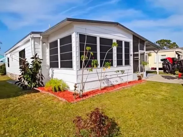 14 New York Dr, New Smyrna Beach, FL 32168