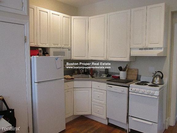 221 West Newton St. #2 Boston - South End Unit Photo 3 (2)