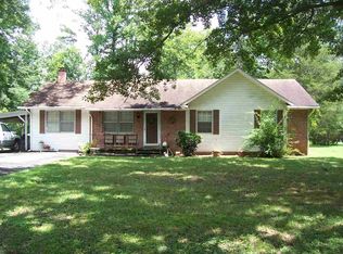 68 Pamela Dr, Scottsboro, AL 35768