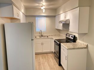 3690 N Country Club Rd APT 1013, Tucson, AZ 85716