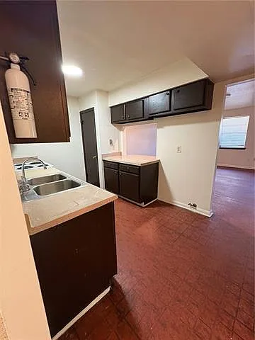 3316 Delaware Ave #C — Photo 5