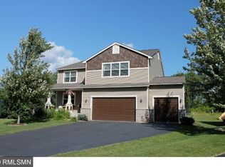 1834 Sugar Maple Ct, Carver, MN 55315