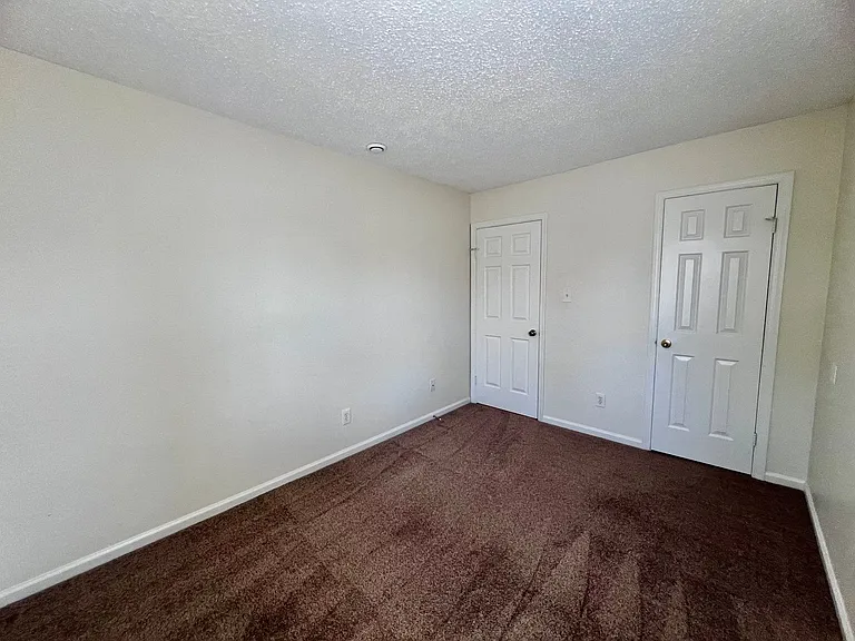 1611 Slidell Ln — Photo 27