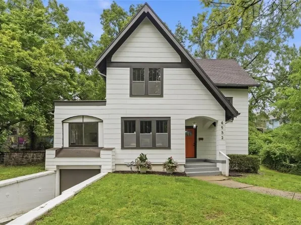4932 Troostwood Rd, Kansas City, MO 64110