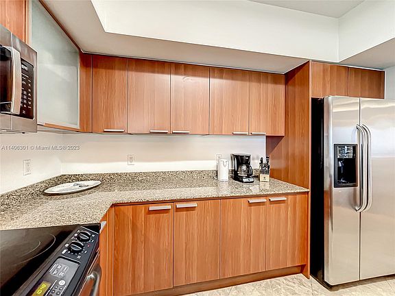3rd image of 16699 Collins Ave APT 4005