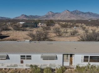 8702 E Clinton Ln, Hereford, AZ 85615