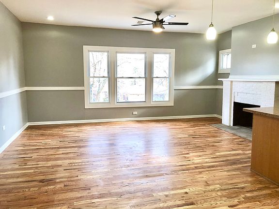 3rd image of 9622 S Prospect Ave #2