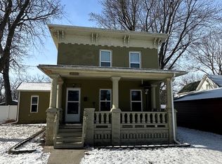 209 12th Ave, Sterling, IL 61081