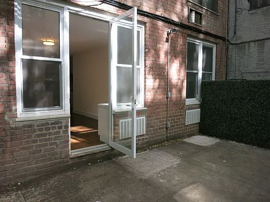 Rented by Village Living Realty | media 12