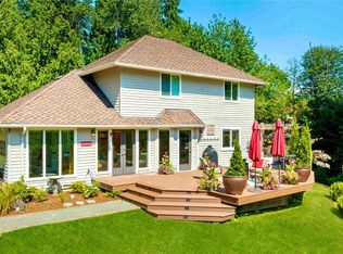 17633 Mountain View Rd NE, Duvall, WA 98019