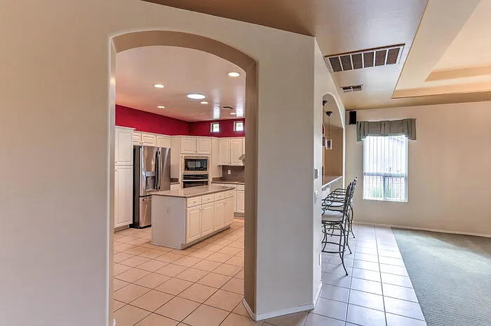 884 N Keyes Rd — Photo 6