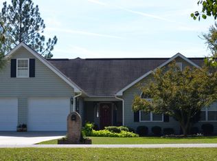 2017 Alexis Dr, Claxton, GA 30417