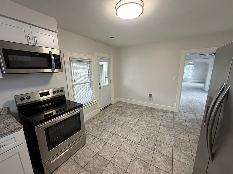 139 Gallup St — Photo 49