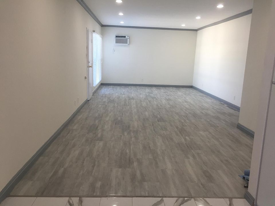 1st image of 1310 N Gardner St APT 17