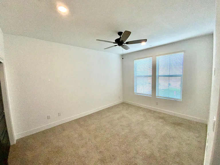 10991 N Blackberry Dr — Photo 5