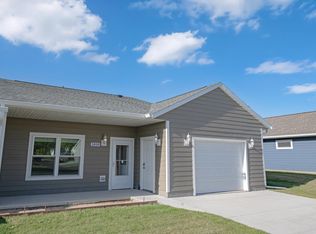 1818 Roberts St, Saint Charles, MN 55972