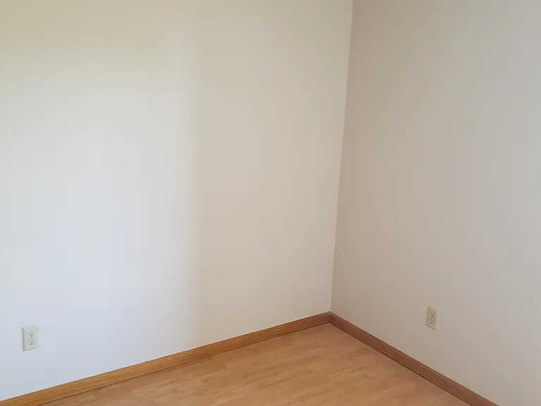 1017 E Oakland St — Photo 11
