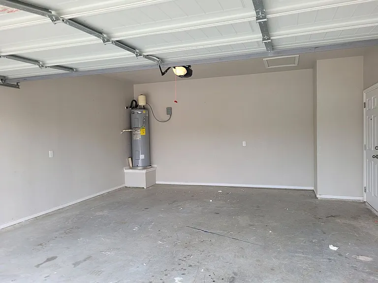 1112 Stanley Way — Photo 11