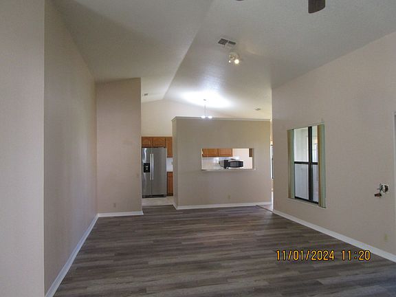 4th image of 14323 Tennyson Dr