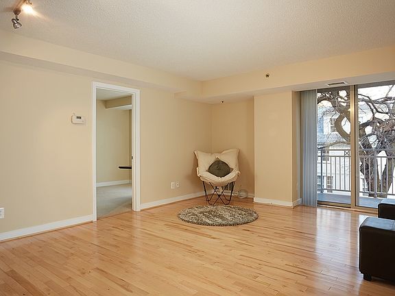 4th image of 7500 Woodmont Ave #S316