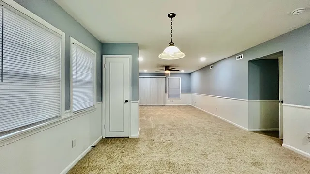 101 Scott Ln — Photo 8
