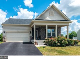 1819 Alamingo Dr, Quakertown, PA 18951
