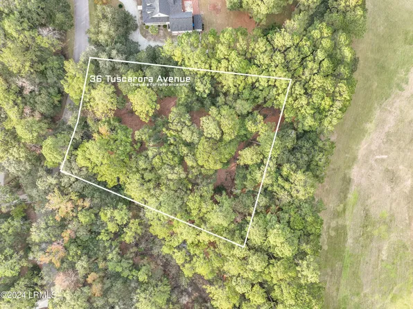 36 Tuscarora Ave, Beaufort, SC 29907