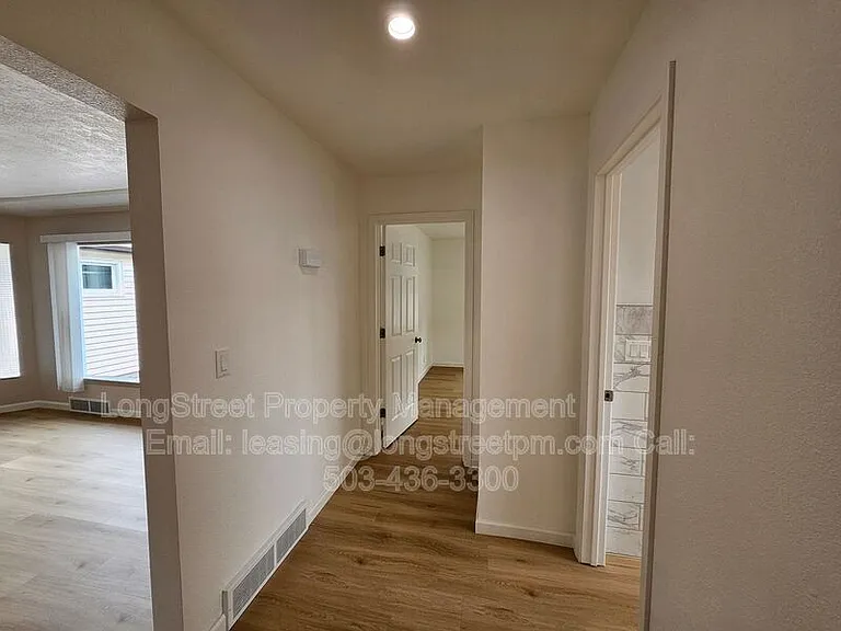 8010 NE Prescott St — Photo 29