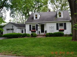 315 E 4th St, Trenton, IL 62293