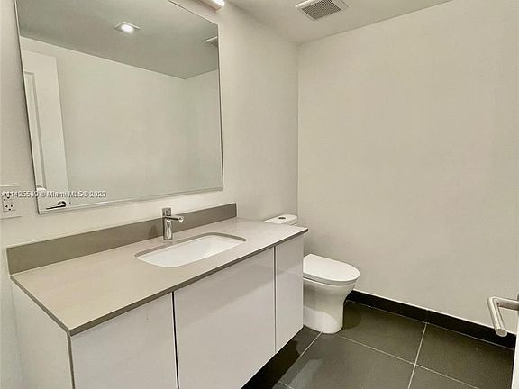 5th image of 1600 NE 1st Ave #3615