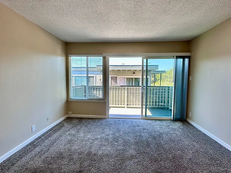 19 Merrydale Rd #16 — Photo 4