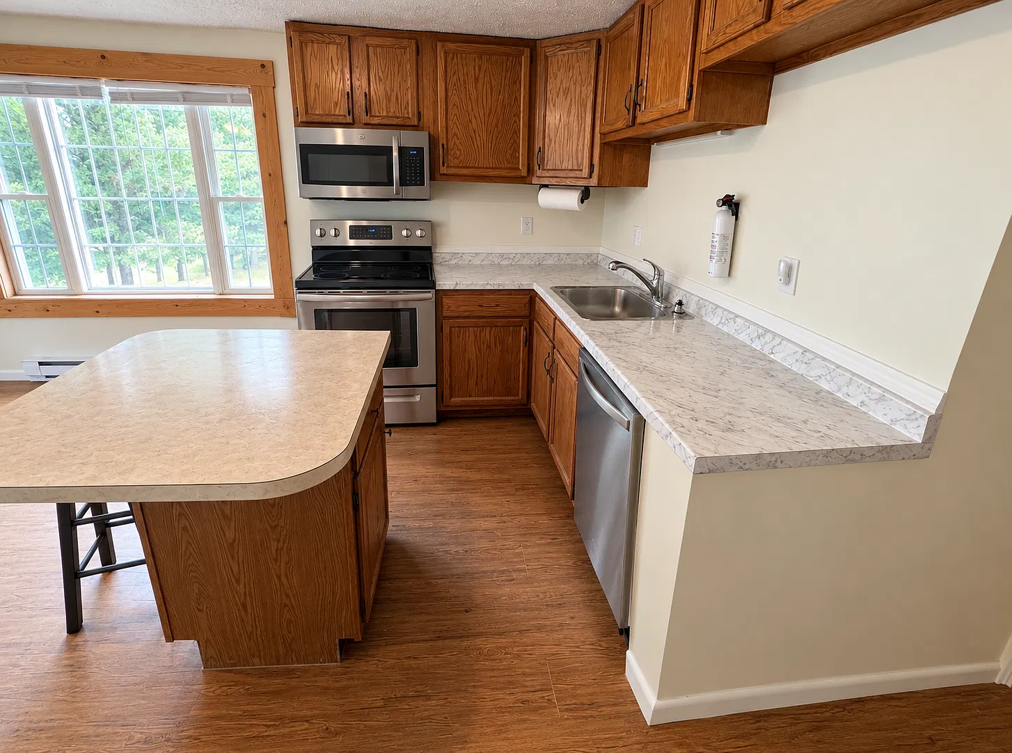 Country Aire Lane Apartment Homes — Photo 2