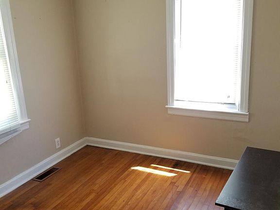5th image of 2109 N Glenwood Ave