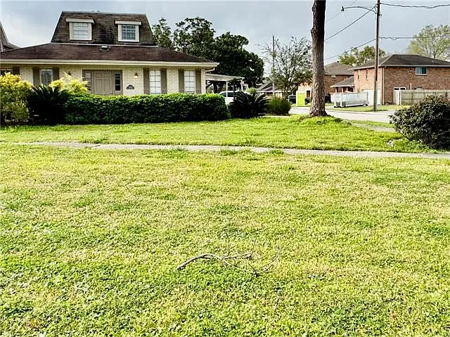 5116 Avron Blvd — Photo 37